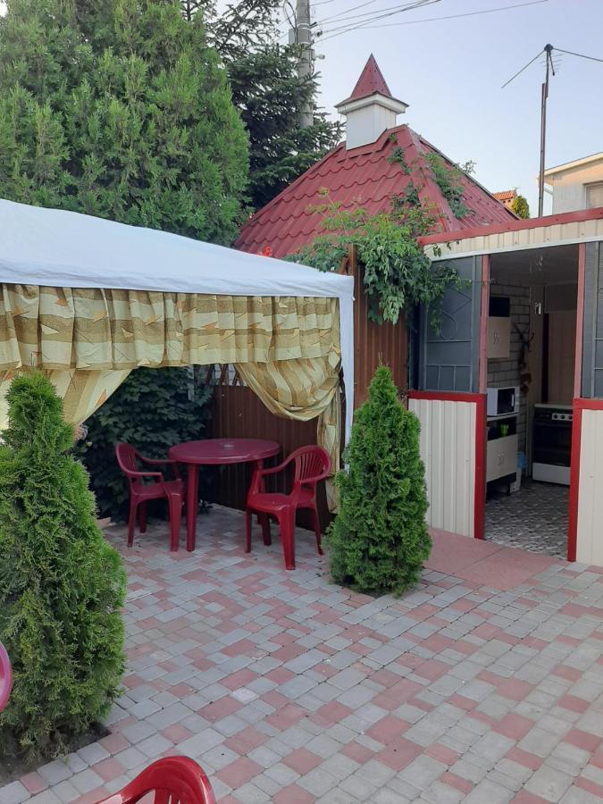 Mini Hotel Уютный Дворик Odesa Exterior photo