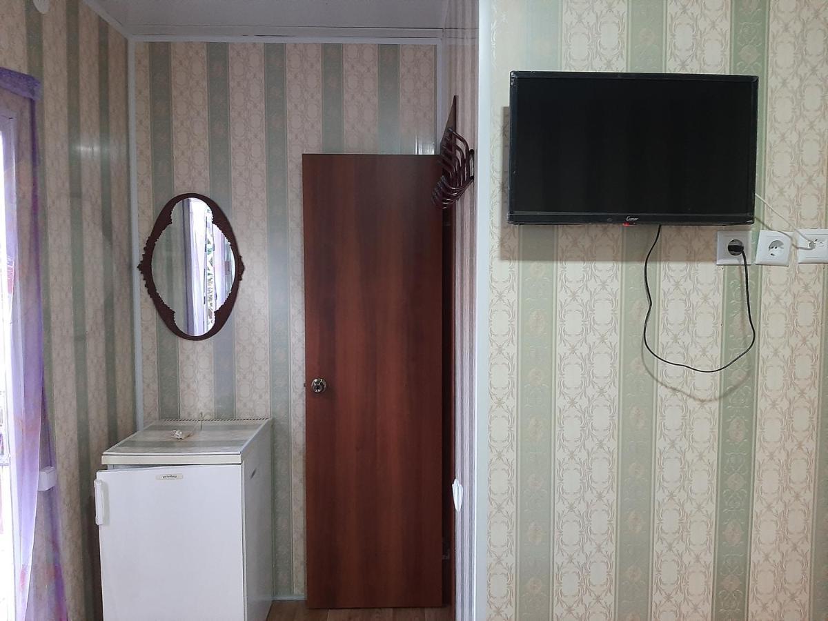 Mini Hotel Уютный Дворик Odesa Exterior photo